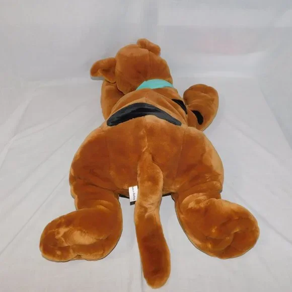 VTG 2003 Scooby Doo Large Jumbo 32" Laying Plush stuffed cuddle pillow - Picture 8 of 9